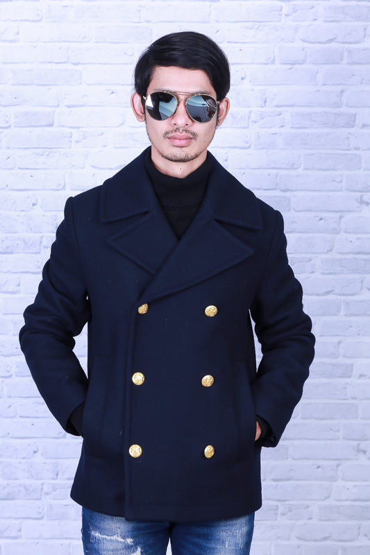 H&M MEN NAVY BLUE WITH GOLDEN BUTTON SIZE 46, 52