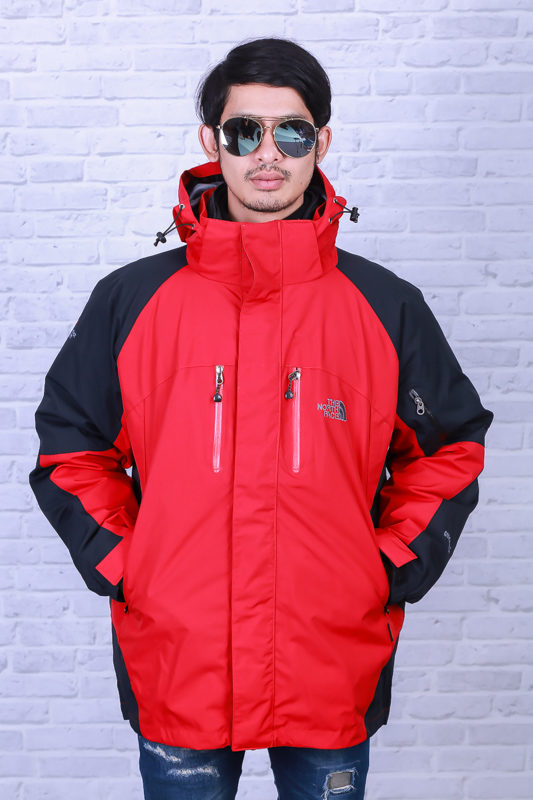 M. THE NORTHFACE RED SUMMIT SERIES SIZE XL/52"