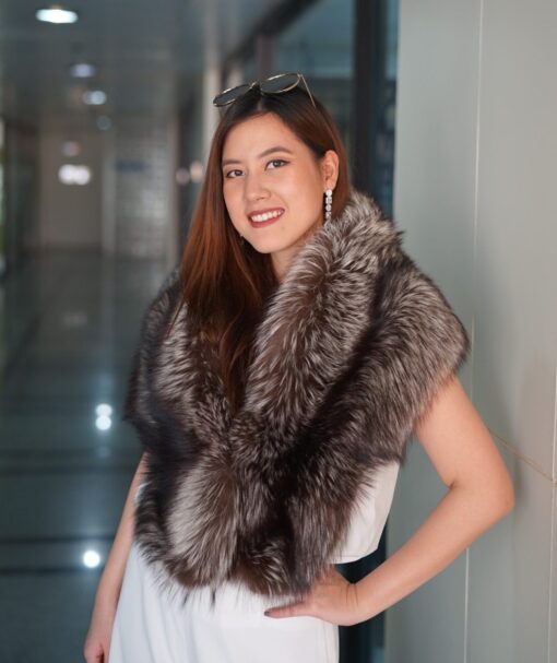 NO.50 FOXFUR BIG COLLAR WITH BLACK LINE